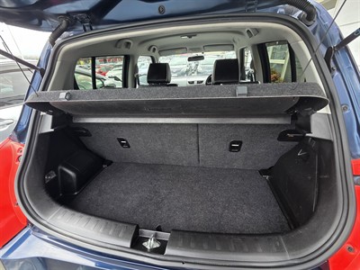 2014 Suzuki SWIFT - Thumbnail