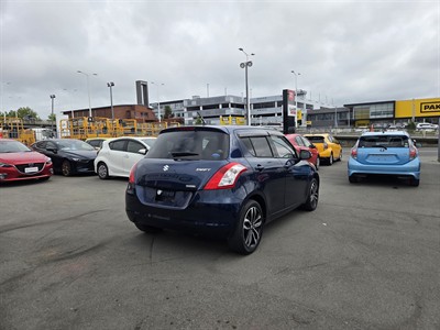 2014 Suzuki SWIFT - Thumbnail