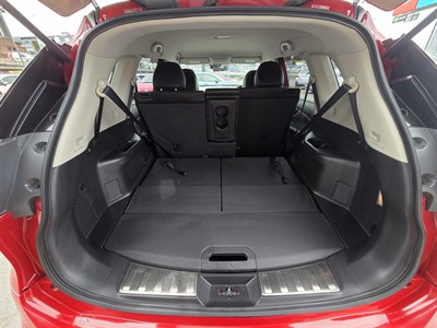 2014 Nissan X-TRAIL - Thumbnail