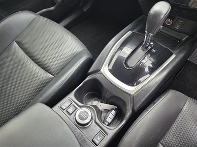 2014 Nissan X-TRAIL - Thumbnail